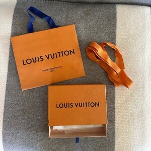 Louis Vuitton gift set - box, bag, tissue paper and ribbon